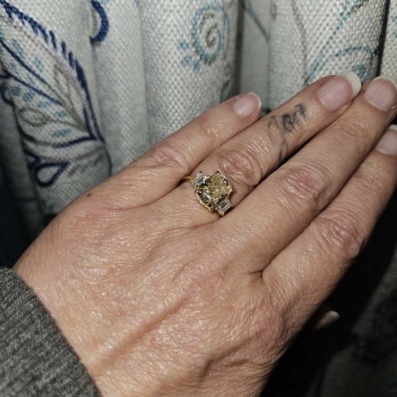 Moissanite Yellow 4.00 Ct. Cushion Center & White .70 Ct. Trapezoid Sides Size 7 - Picture 9 of 12